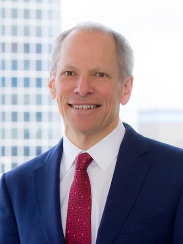 Headshot of Robert Ezer, chief investment officer at Amica Senior Lifestyles.