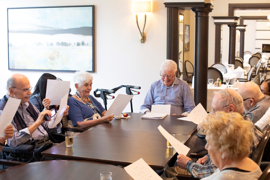 Residents from Amica Senior Lifestyles