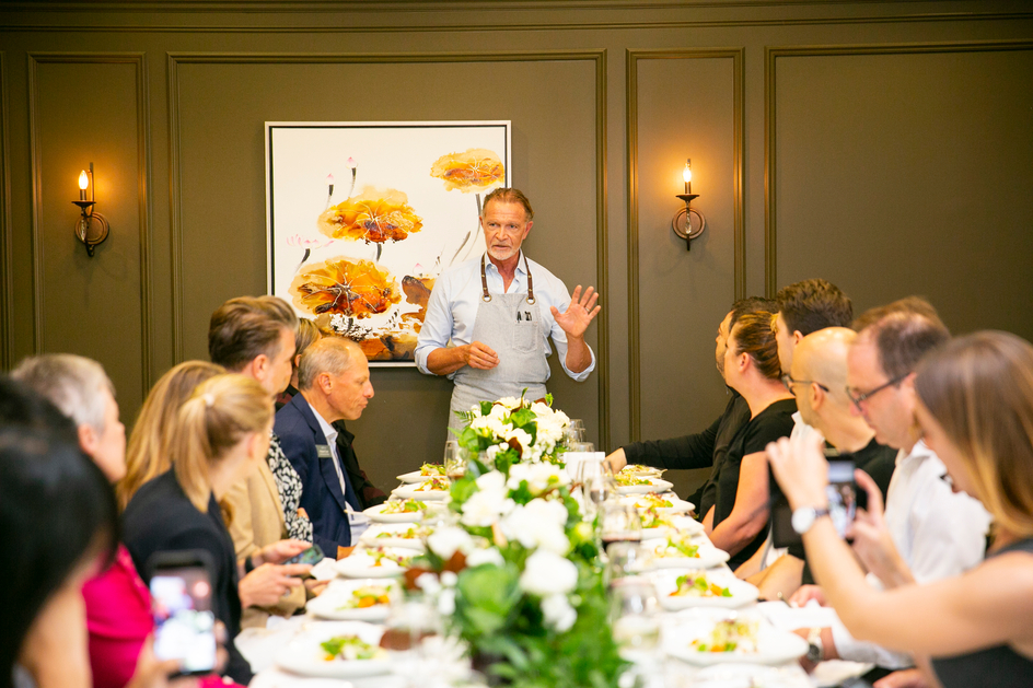 Top Chef Mark McEwan prepares a meal for Amica Senior Lifestyles residents and media event in 2019.